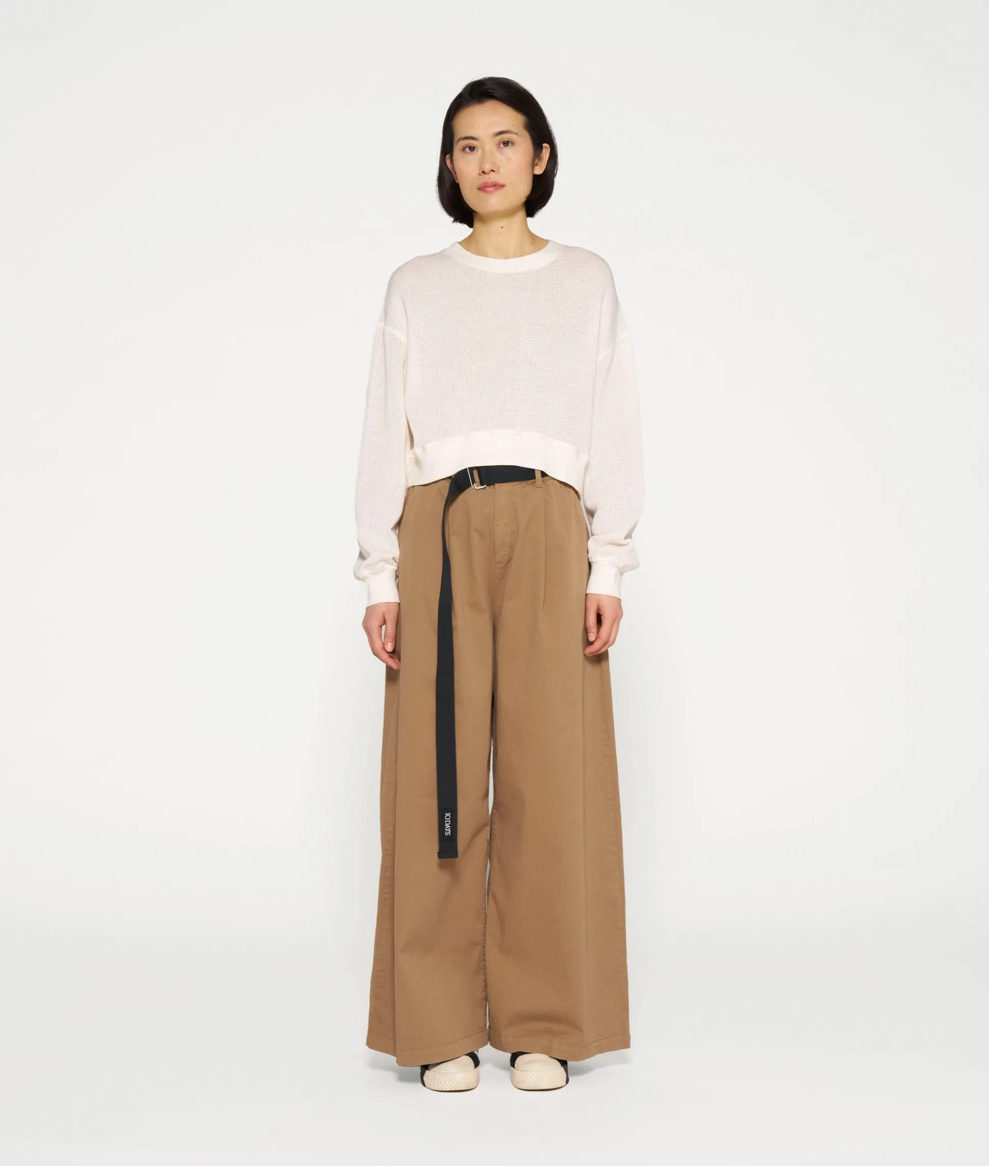 Cropped Sweater Mesh