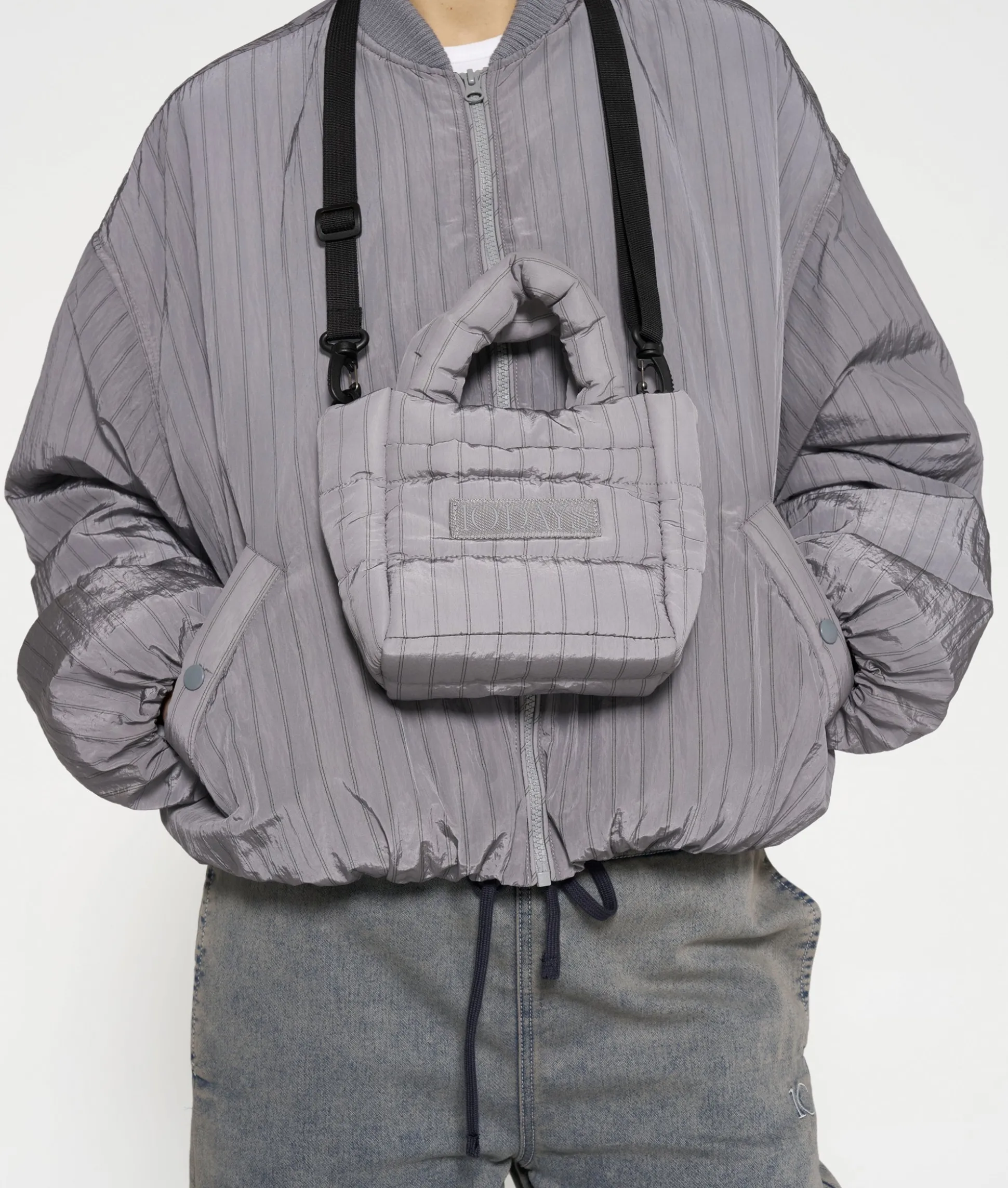 Padded Bag Pinstripe