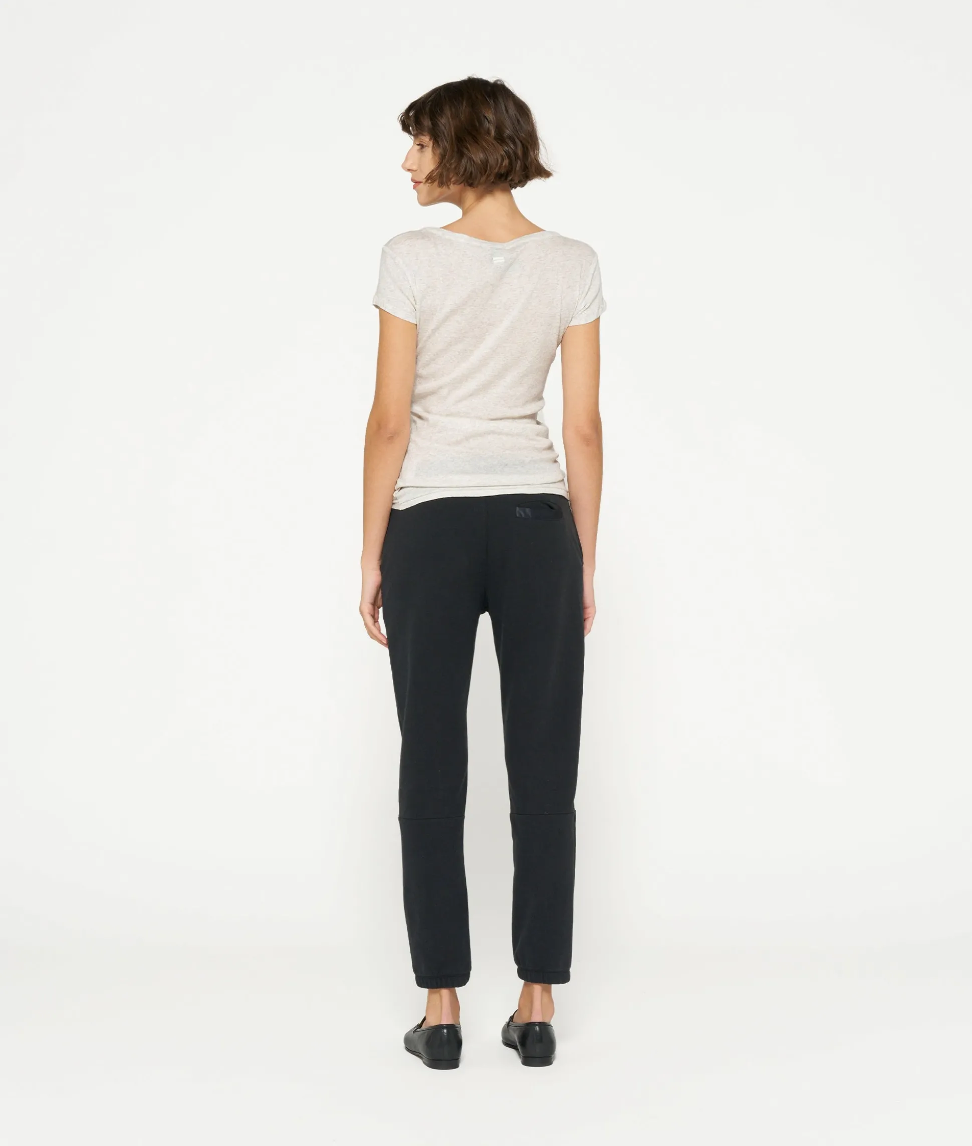 THE CROPPED JOGGER