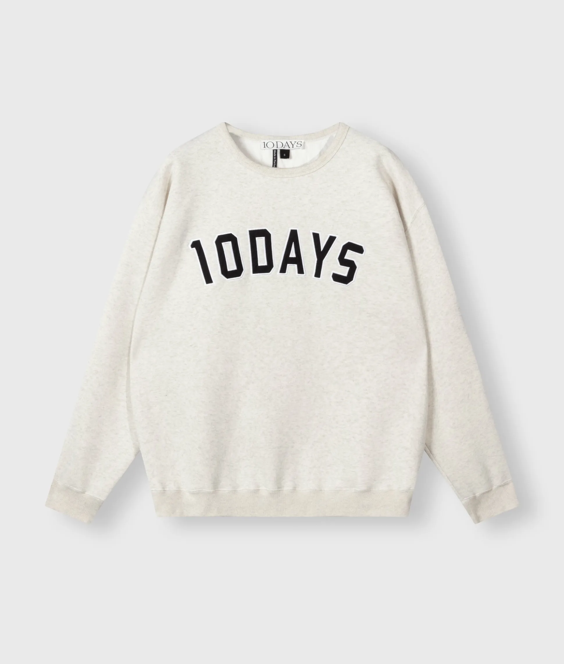 THE STATEMENT SWEATER