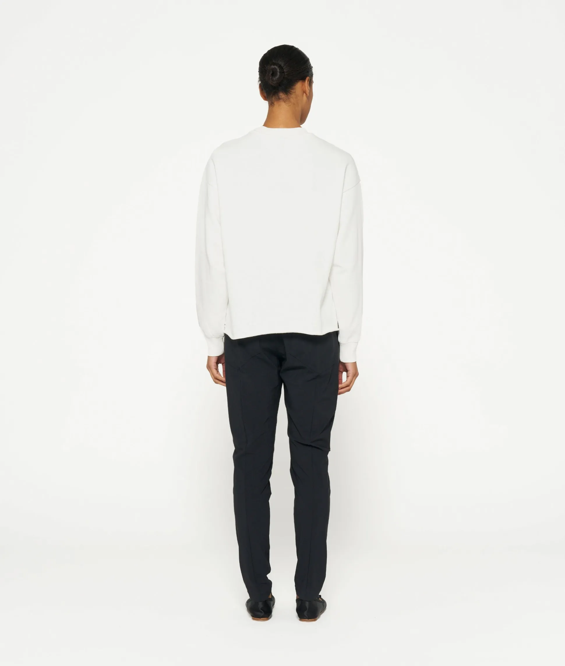 THE SWEATER LOGO