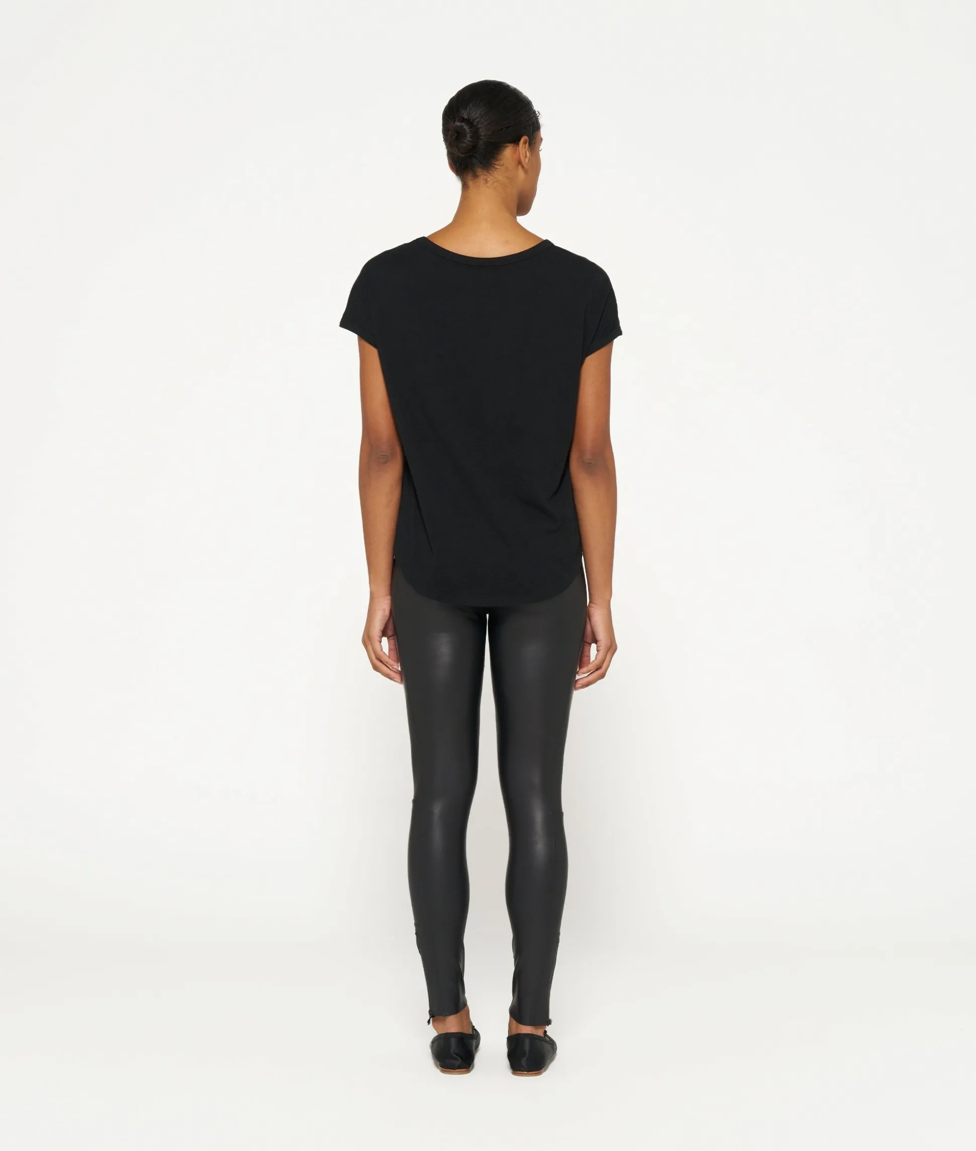 THE V-NECK TEE