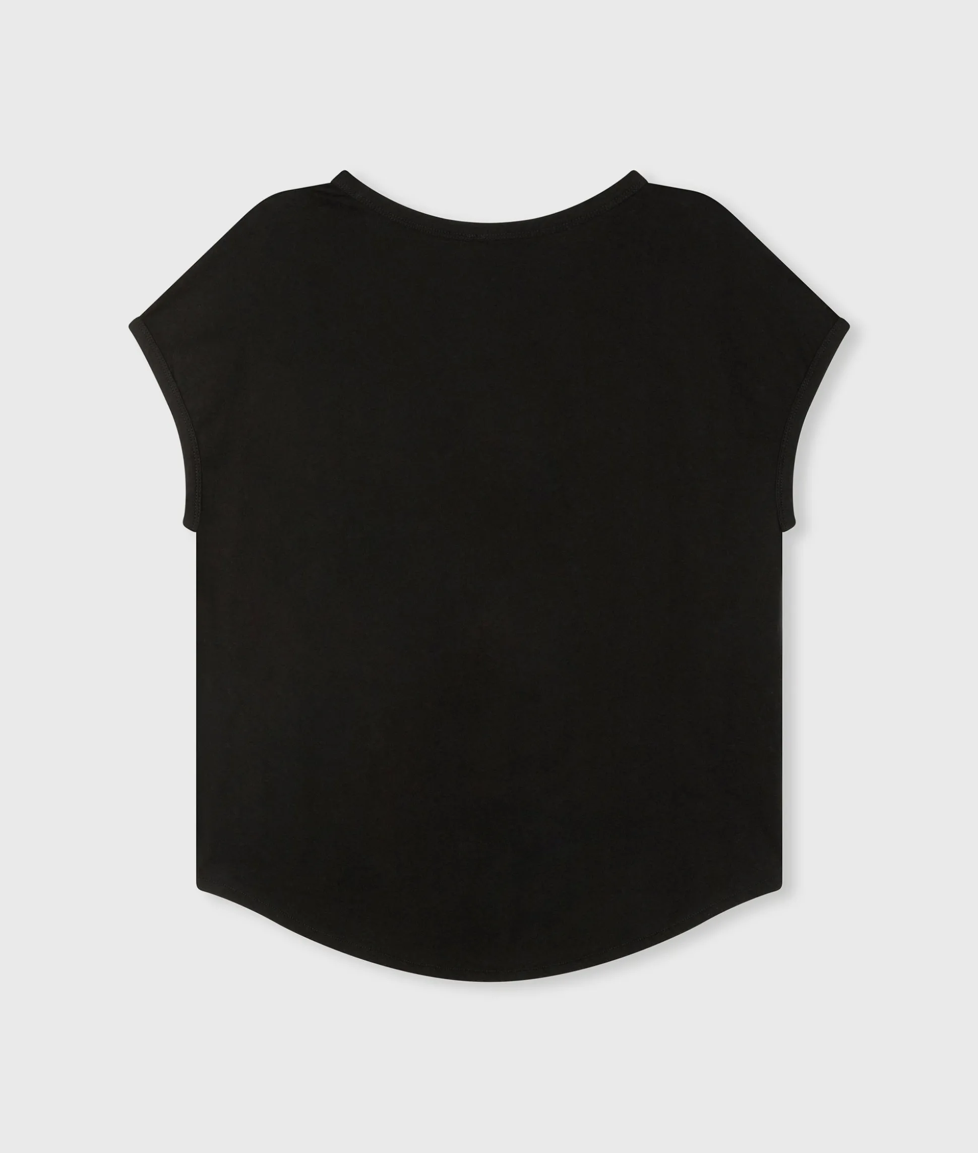 THE V-NECK TEE