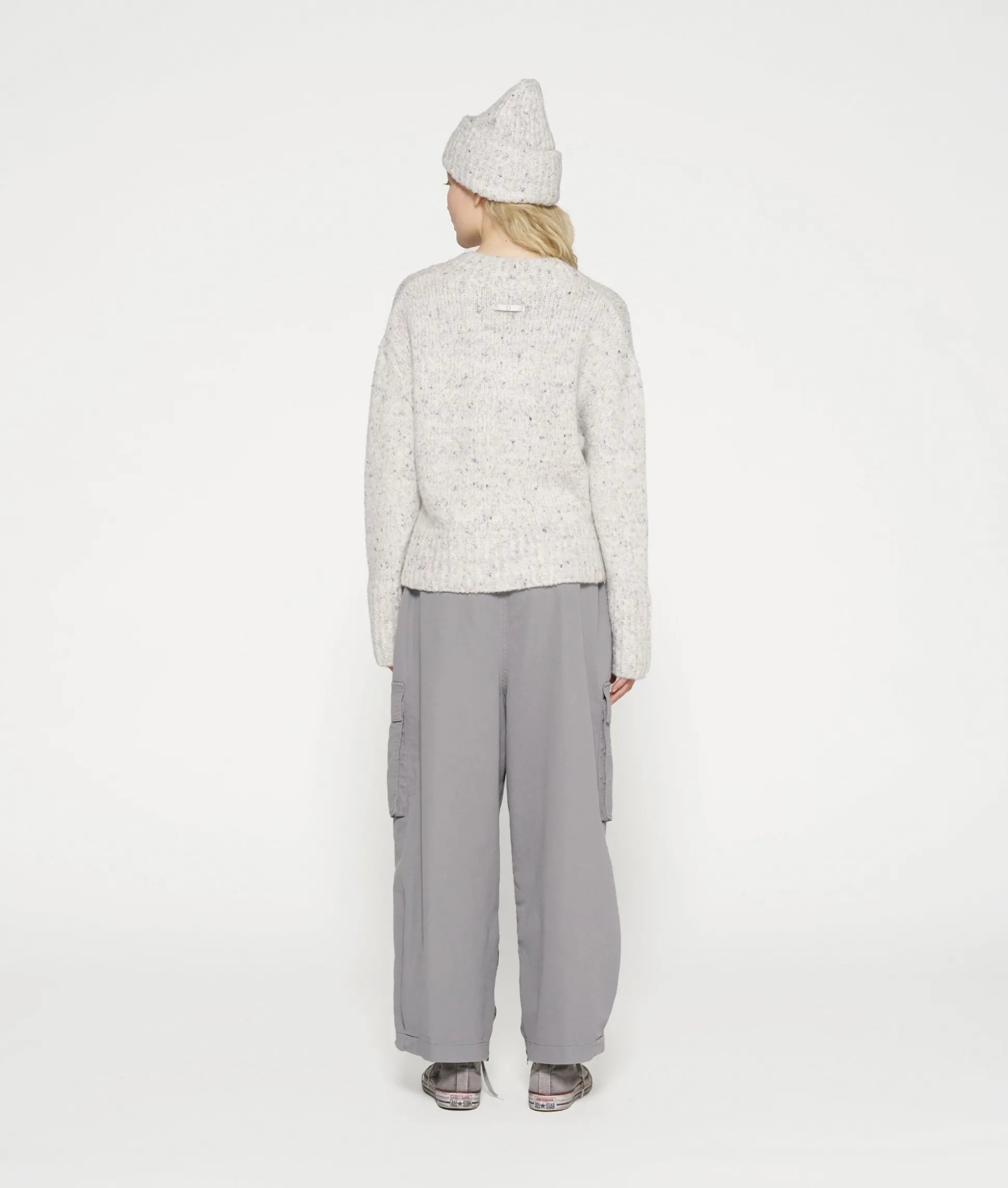 V-neck Knit Sweater Melee